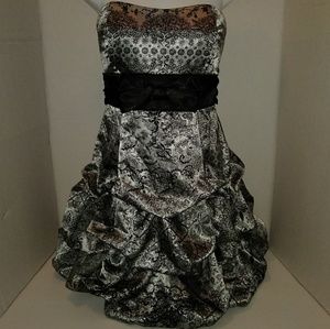 Ruby Rox strapless pickup skirt …